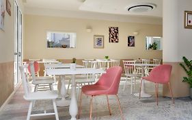 Pan Di Zenzero Icecream Hotel